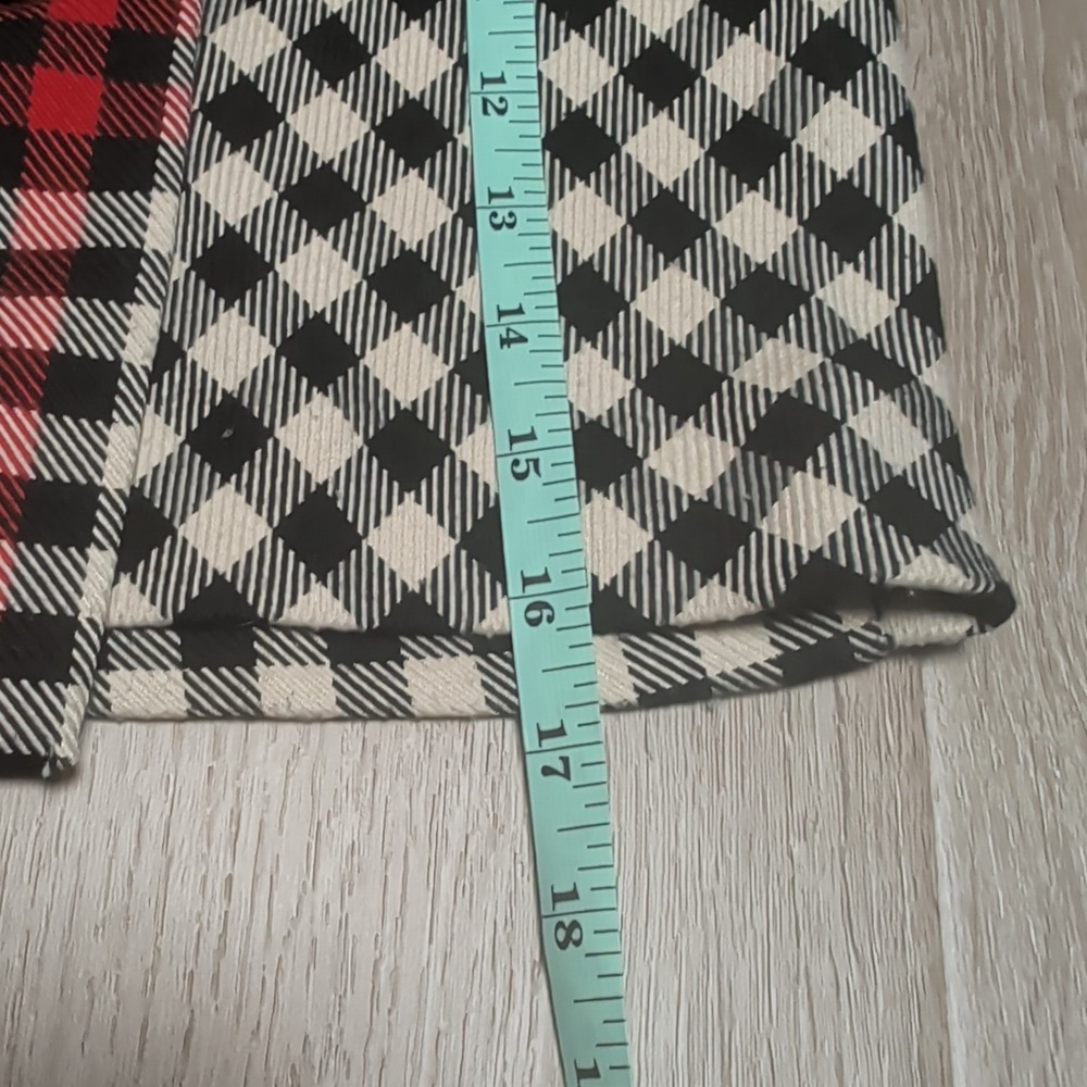 Who What Wear Mini Wrap Skirt Womens 2 Black Red Plaid Button Up Academia 28x17 - Picture 7 of 7